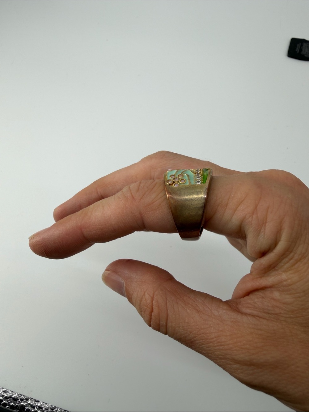 Vintage Tree of Life Enamel Wide Band Ring Size 7 Gold Tone Mint Green Fairycore - Picture 2 of 3